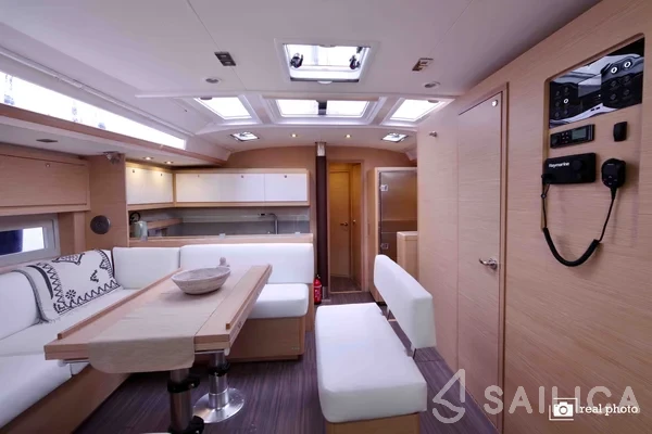 Dufour 530 - Yacht Charter Sailica