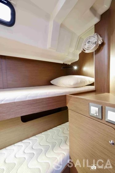 Oceanis 46.1 - Yacht Charter Sailica
