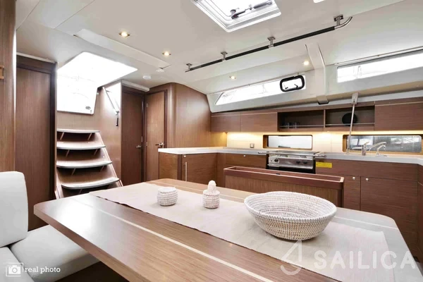 Oceanis 46.1 - Yacht Charter Sailica