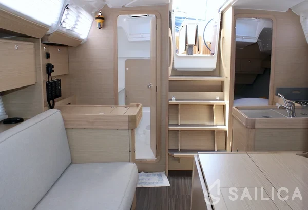 Dufour 360 GL - Yacht Charter Sailica