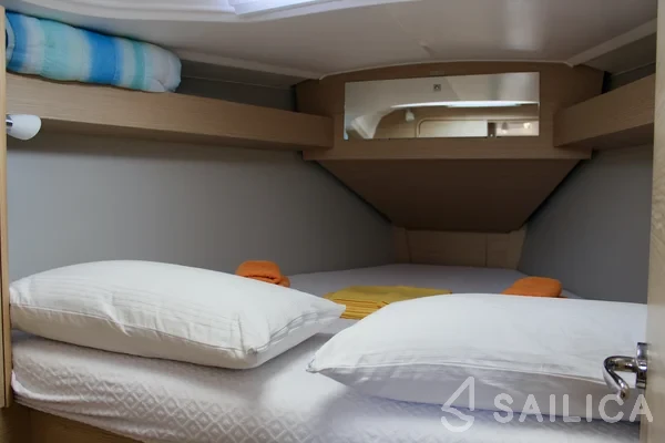 Dufour 360 GL - Yacht Charter Sailica