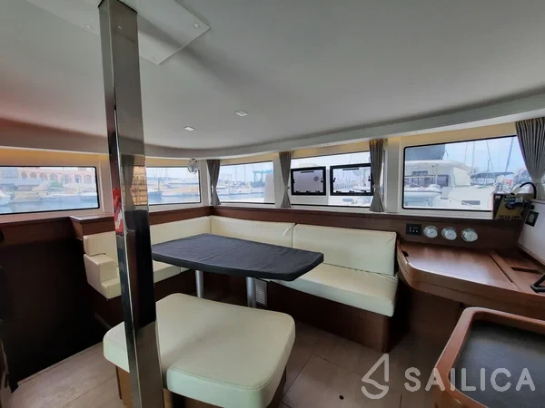 Lagoon 42 - Yacht Charter Sailica