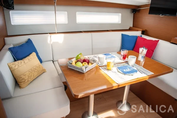 Sun Odyssey 490 - Yacht Charter Sailica