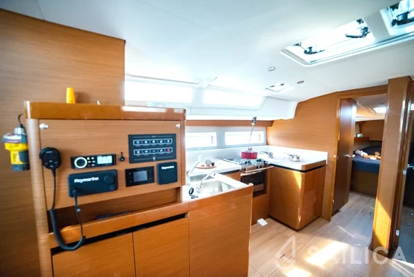 Sun Odyssey 490 - Yacht Charter Sailica