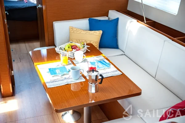 Sun Odyssey 490 - Yacht Charter Sailica