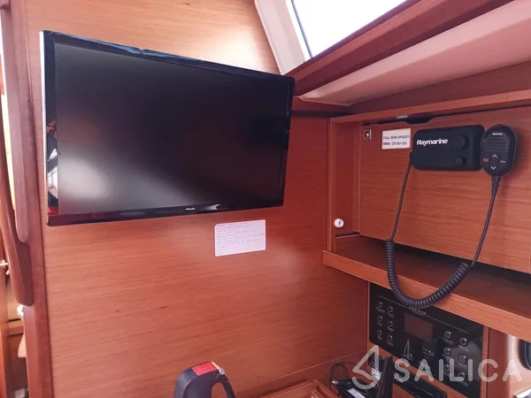 Dufour 390 Grand Large - Yacht Charter Sailica
