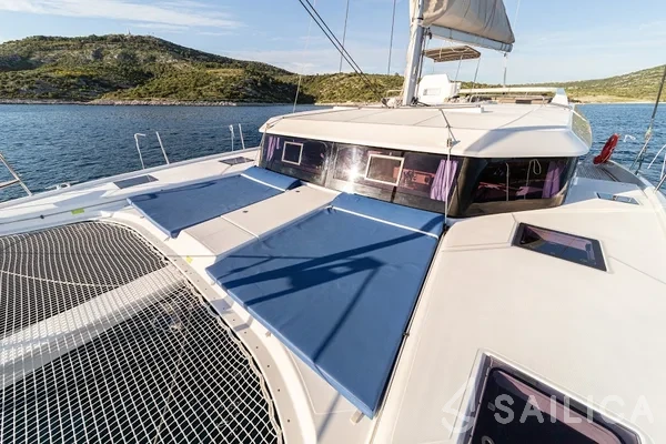 Dufour 48 - Yacht Charter Sailica