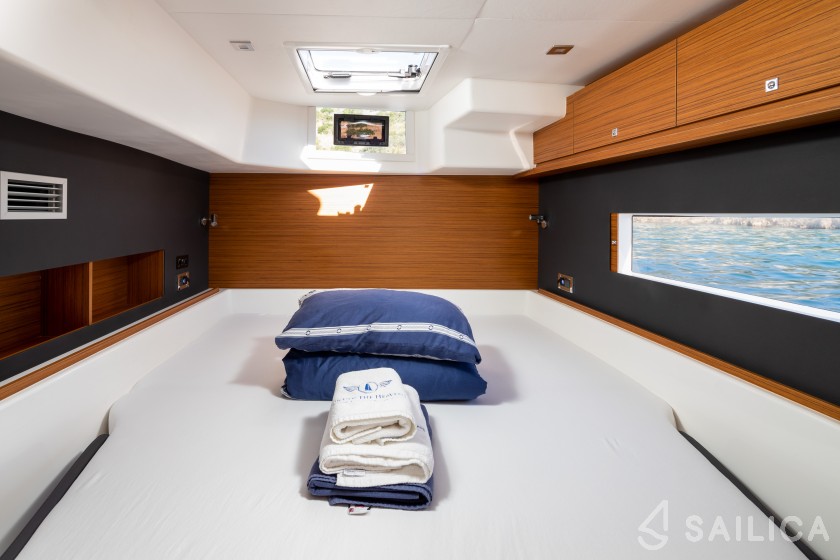 Dufour 48 - Yacht Charter Sailica