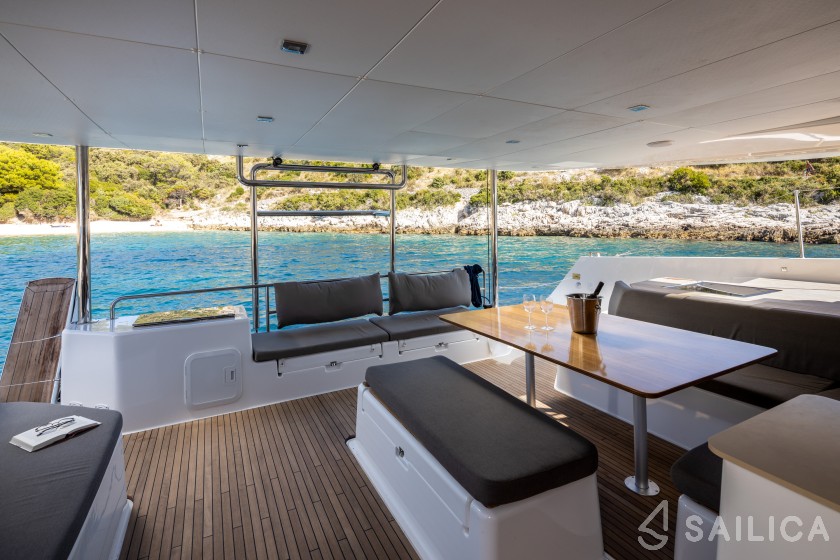 Dufour 48 - Yacht Charter Sailica