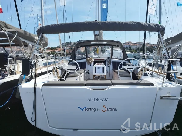Dufour 430 - Yacht Charter Sailica