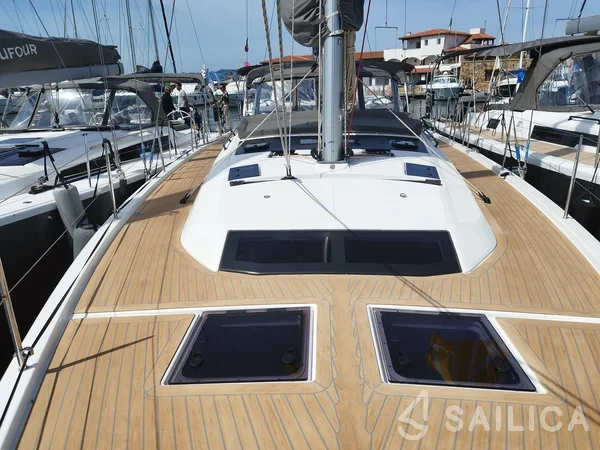 Dufour 470 - Yacht Charter Sailica