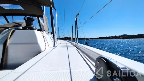 Dufour 530 - Yacht Charter Sailica