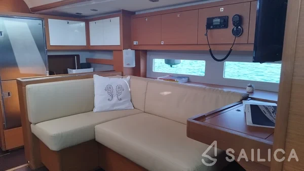 Dufour 530 - Yacht Charter Sailica