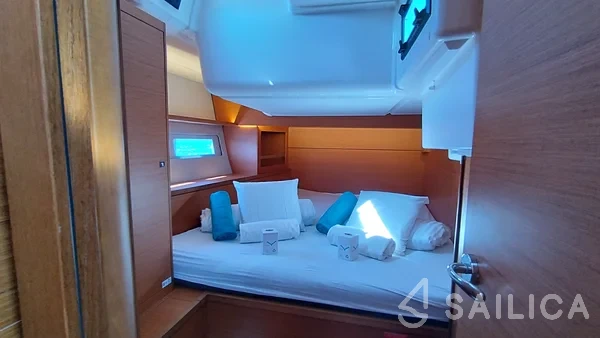 Dufour 530 - Yacht Charter Sailica