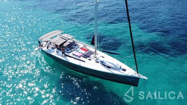 Dufour 530 - Yacht Charter Sailica