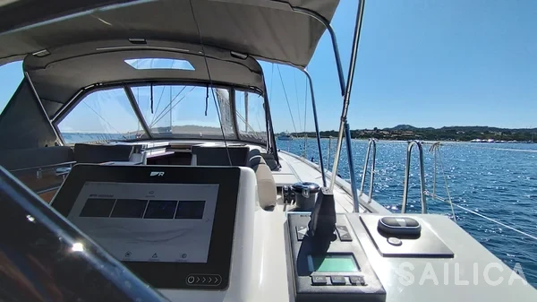 Dufour 530 - Yacht Charter Sailica