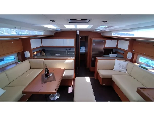 Dufour 530 - Yacht Charter Sailica