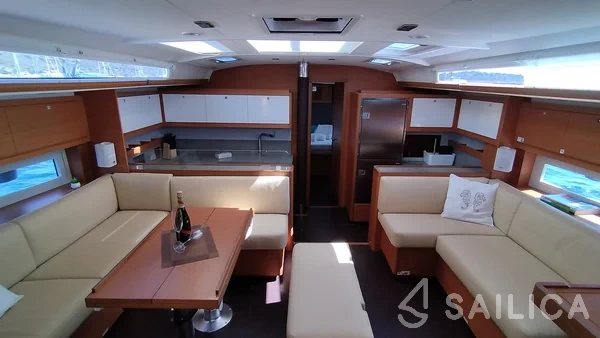 Dufour 530 - Yacht Charter Sailica