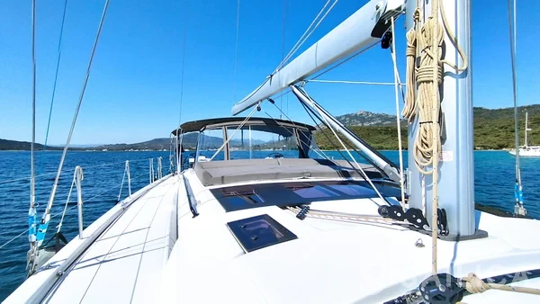 Dufour 530 - Yacht Charter Sailica