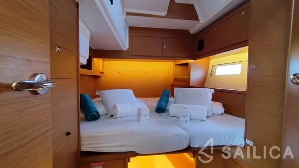Dufour 530 - Yacht Charter Sailica