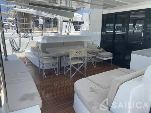 Lagoon 50 - Yacht Charter Sailica