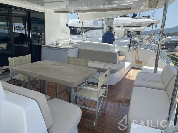 Lagoon 50 - Yacht Charter Sailica