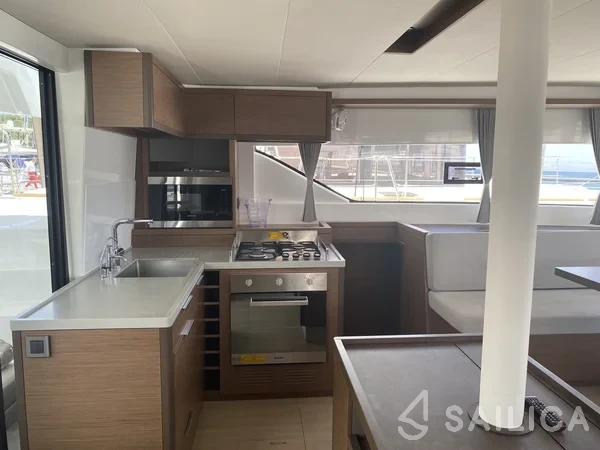 Lagoon 50 - Yacht Charter Sailica