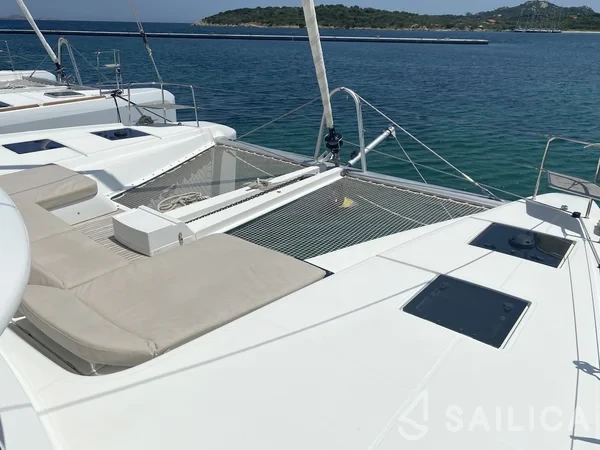 Lagoon 50 - Yacht Charter Sailica