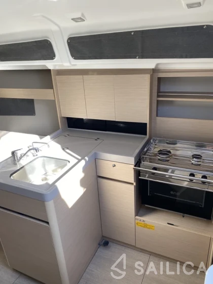 Oceanis 34.1 - Yacht Charter Sailica