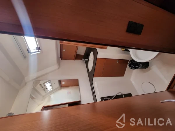 Bavaria 46 Cruiser - Yacht Charter Sailica