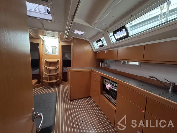 Bavaria 46 Cruiser - Yacht Charter Sailica