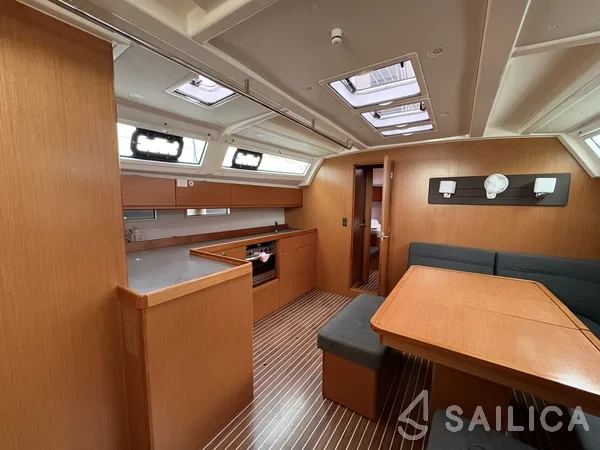Bavaria 46 Cruiser - Yacht Charter Sailica