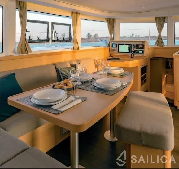 Lagoon 42 - Yacht Charter Sailica