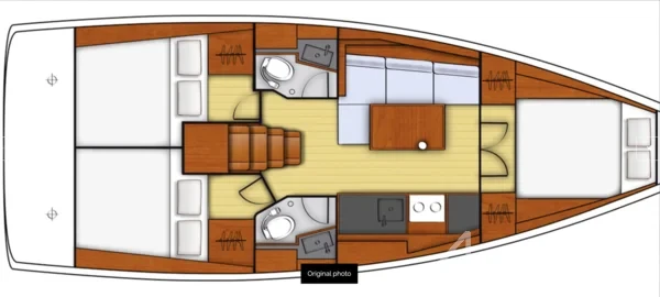Oceanis 38.1 - Yacht Charter Sailica