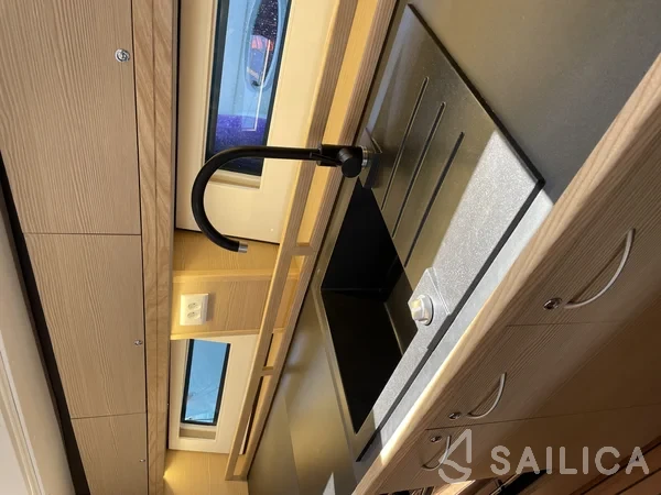 D&D Kufner 54 - Yacht Charter Sailica