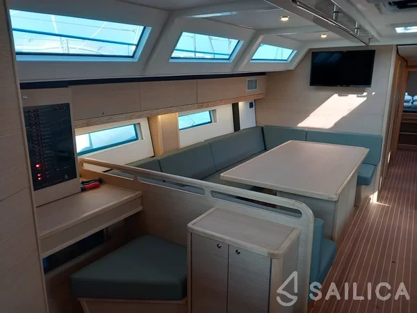 D&D Kufner 56 - Yacht Charter Sailica