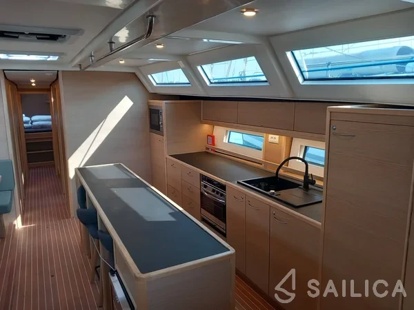 D&D Kufner 56 - Yacht Charter Sailica