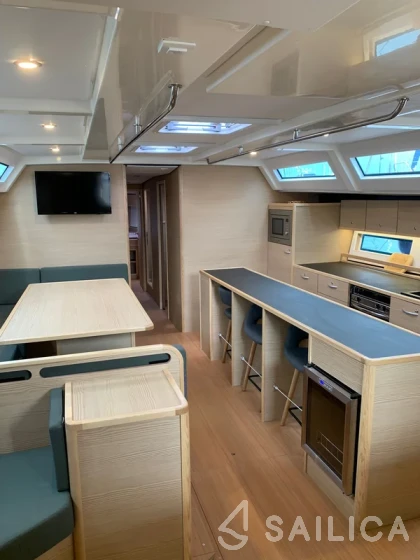 D&D Kufner 54 - Yacht Charter Sailica