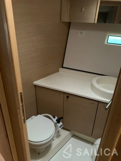 D&D Kufner 54 - Yacht Charter Sailica