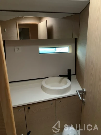 D&D Kufner 54 - Yacht Charter Sailica