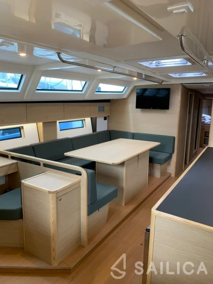 D&D Kufner 54 - Yacht Charter Sailica