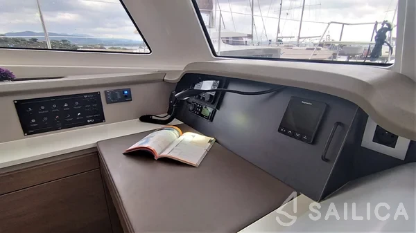 Bali Catspace - Yacht Charter Sailica