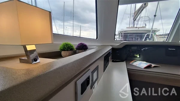 Bali Catspace - Yacht Charter Sailica