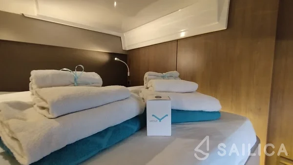 Bali Catspace - Yacht Charter Sailica