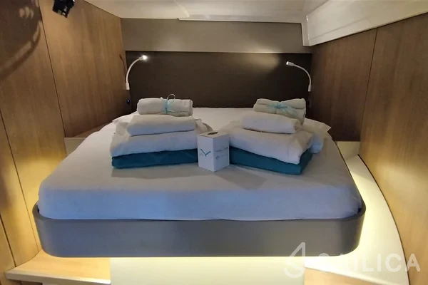 Bali Catspace - Yacht Charter Sailica