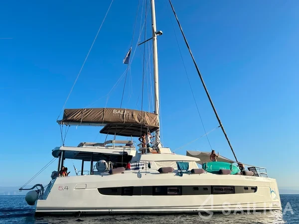 Bali 5.4. - Yacht Charter Sailica