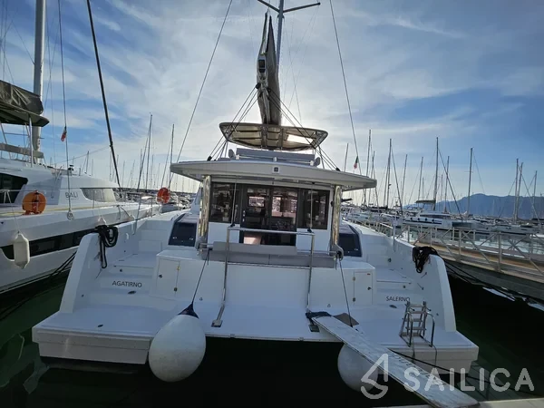 Bali 4.8  - Yacht Charter Sailica