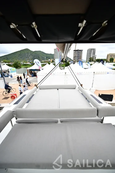 Bali 4.8  - Yacht Charter Sailica