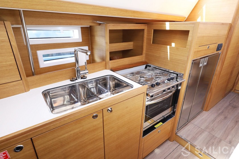 Elan Impression 45.1 - Yacht Charter Sailica