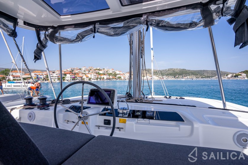 Lagoon 46  - Yacht Charter Sailica